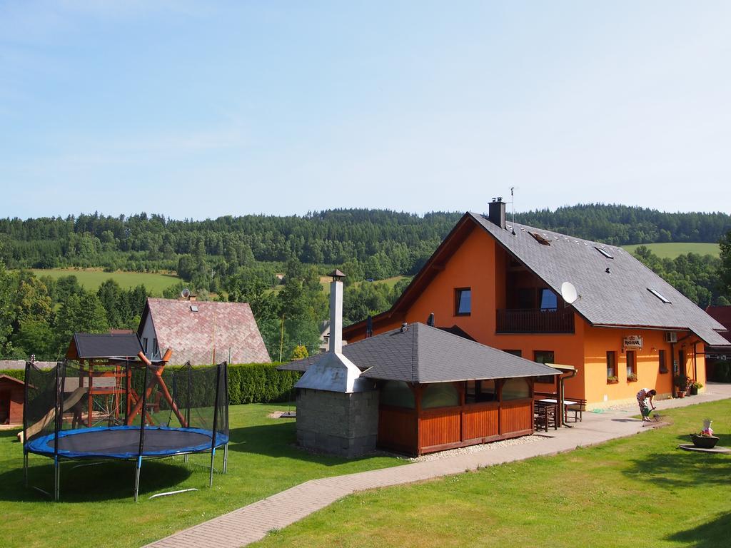 Penzion Otmarka Těchonín Extérieur photo